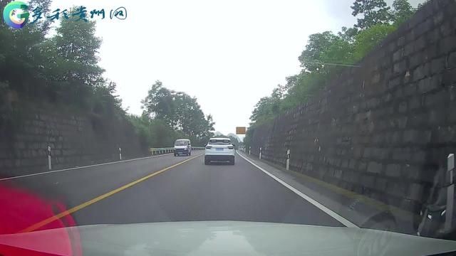  此次事故中|交通事故致人死亡 肇事司机居然是无证驾驶