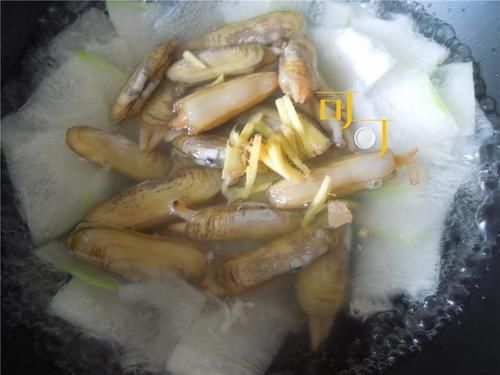  冬瓜汤|夏天最喜欢这样清爽鲜美的海鲜冬瓜汤，不油不腻，喝了真舒服