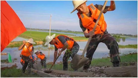  任建阳|2分钟勇救4人，95后立一等功！向军人致敬！