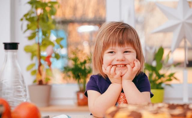  后院|57岁男邻居杀7岁女孩埋尸后院——警惕身边的恶魔