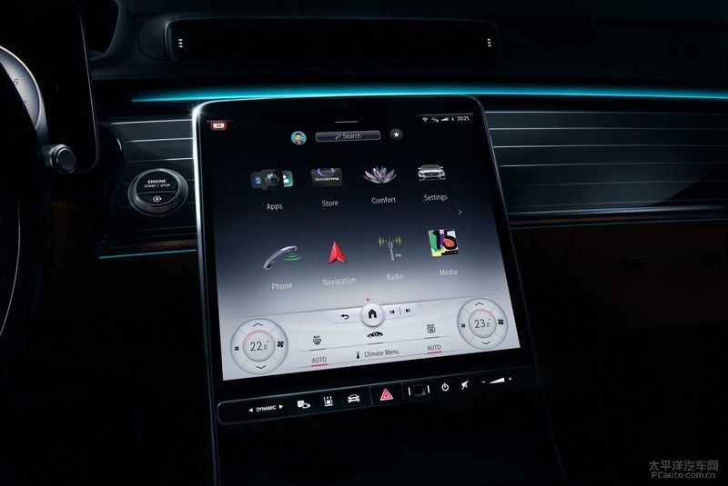 设计语言|全新奔驰S级搭载现实增强版抬头显示系统