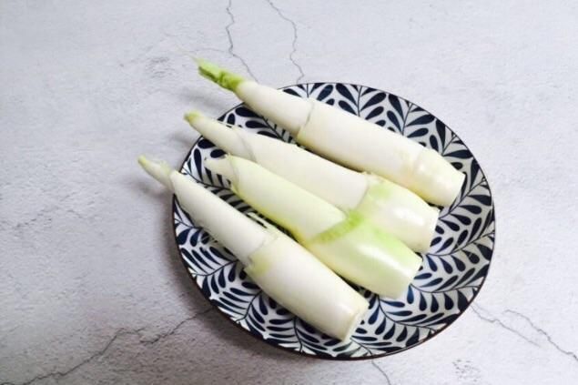 比肉|这道菜含有17种氨基酸，油焖吃下饭又营养，比肉还好吃！