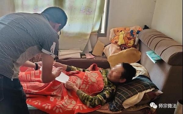 病榻|执行法官耐心敬业 执行款4万元送到病榻前