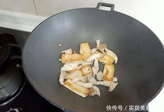 好吃|入秋后三餐别乱吃，此4个菜鲜美好吃，健康不上火，上桌就光盘