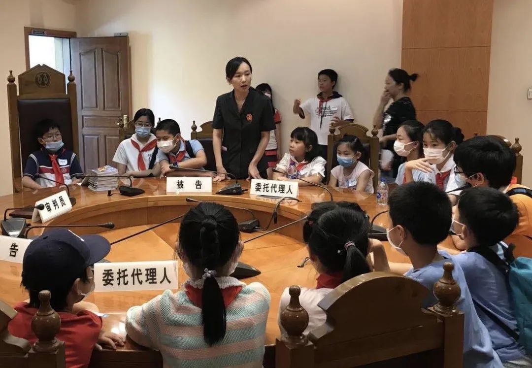 静安法院|法院里来了一批特殊的小“访客”