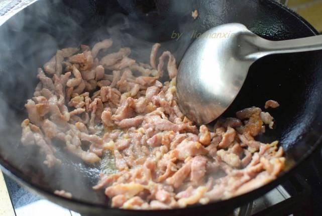  开胃|三伏天没食欲，试试这道菜，酸香开胃，比鱼香肉丝还抢手