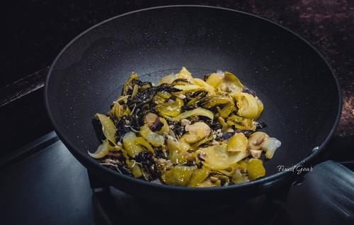 接下来|可以说是鱼腥的死对头,在炖鱼的时候,也就是鱼肉最便宜了,人人都可以吃得起