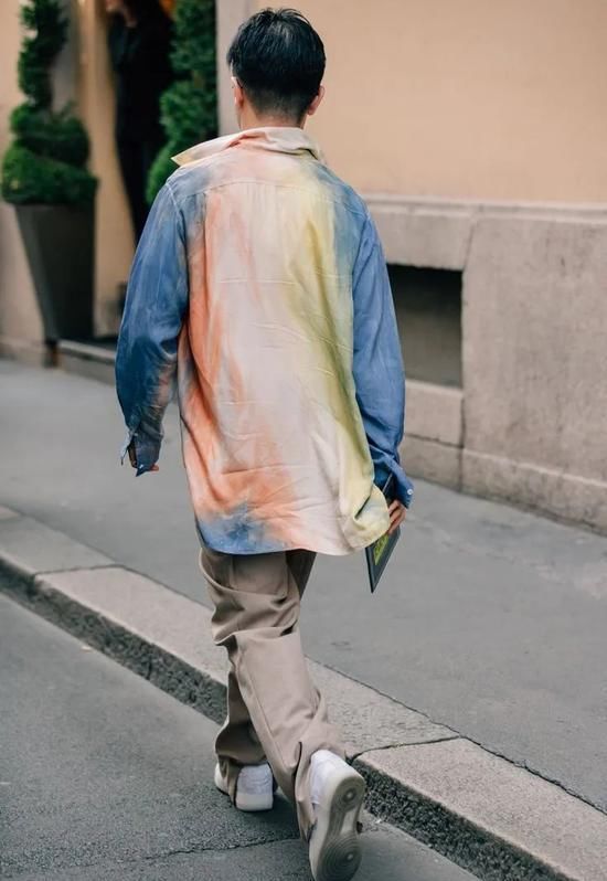  艺术|渐变色也太梦幻了 这三种调色方案把艺术感拉满