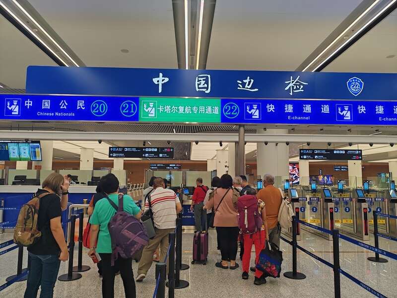停航超三年半 成都往返多哈客运航线复航