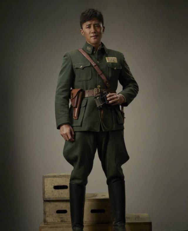  儿子|39岁杜淳谈父亲，称从不介意被叫杜志国儿子，如今两人越来越像