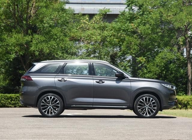  Pro|长安欧尚X7 VS 比亚迪宋Pro，看完对比，差距一目了然