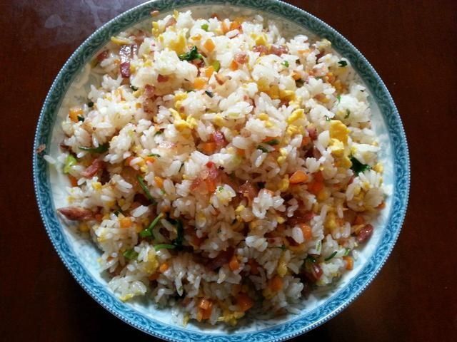  桃园建民牛|学会这样做土豆香肠炒饭，营养美味超好吃，孩子一次能吃一大碗