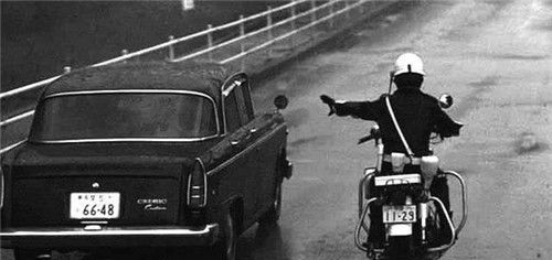  抢走|历史上的“完美犯罪”，日本男子抢走三亿，至今没破案