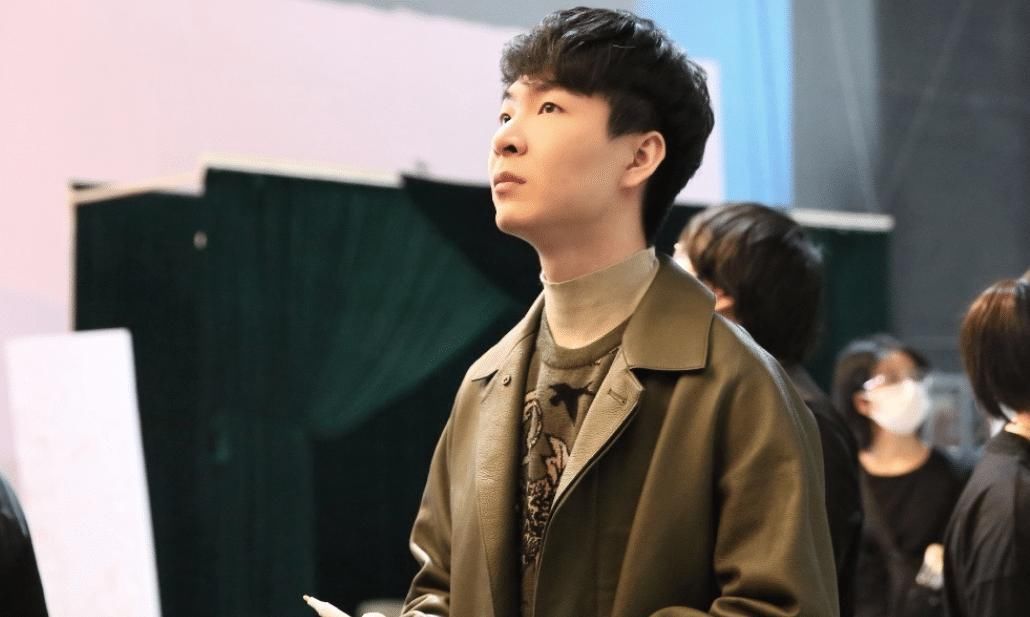 饭圈|LGD日常营业，却陷入饭圈风波，热评区出现截然不同的声音