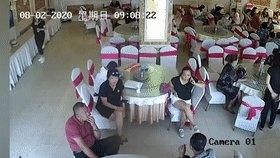 婚宴|婚宴上频繁丢包，监控里发现可疑“白衣男子”