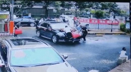  后续|奔驰婚车撞亡两姐弟后续：赔偿金额曝光，已取得受害者家属谅解