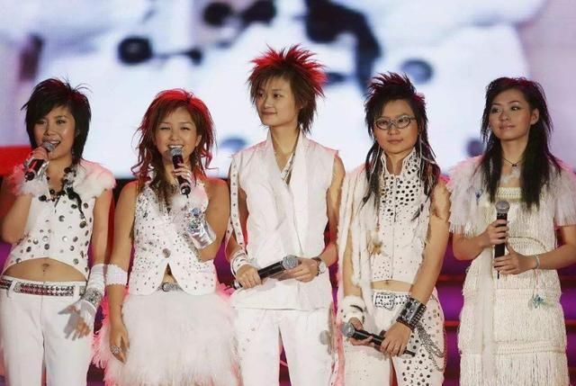 拿到|2006年她因解约被封杀,如今拿奖拿到手软,却直言:我已经过气了