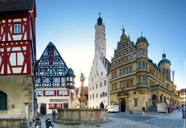 古城堡|60几岁的古城堡之途为什么能一直维持“青春年少”?