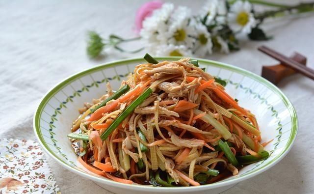 清爽|三伏天有5道凉菜真好吃,简单处理一下,浇上料汁,清爽下饭香