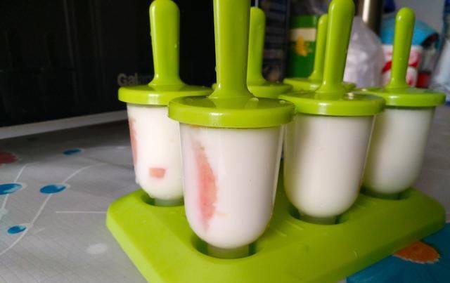 雪糕模具|“小暑”来到,自制降暑小雪糕,外形可爱,酸甜可口,孩子的最爱