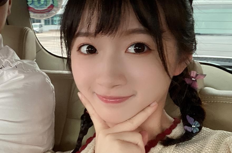  自然美|《中餐厅4》官宣杀青，李浩菲晒出合照，赵丽颖比起美颜更适合自然美