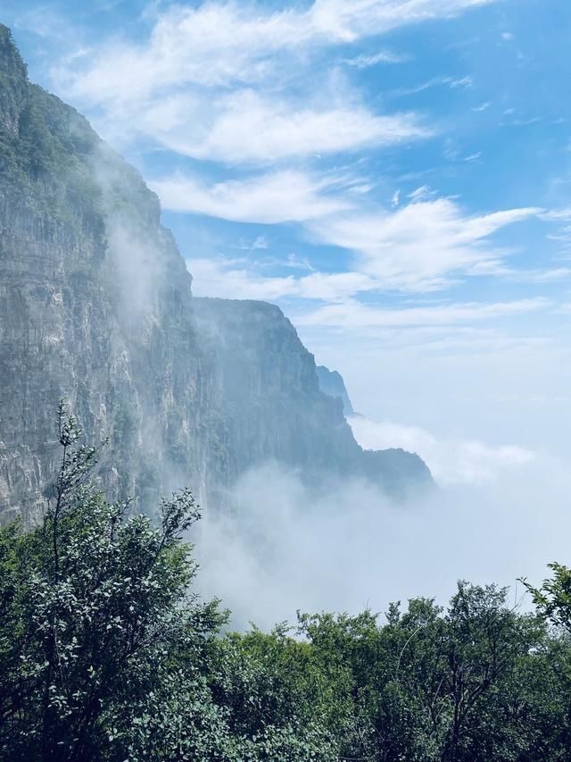  紫霞|郑州驴友团徒步紫霞关，偶遇南太行夏季云海
