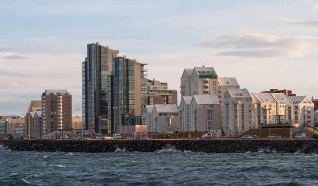 美景|夏日炎热，旅游无处可去？不如到冰与火中绽放的冰岛收割美景吧