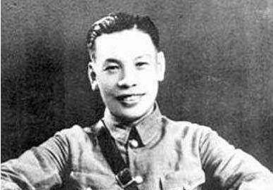  逃走|首都师师长起义，却不慎暴露行动，手下3个团长逃走2个