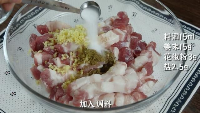  黄金|简单又美味的黄金炸酥肉，酥脆可口，上桌就抢光