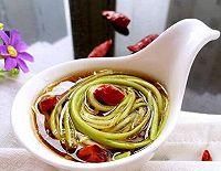  好吃|用你没试过的方子，烧个好吃的西葫芦