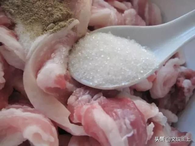  简单|咸香酥脆的酥肉自己在家做，简单易上手