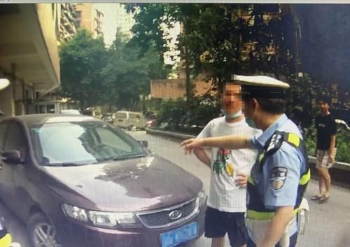 消防栓|指挥倒车却撞上消防栓,究竟是“瞎指挥”还是“技术撇”?