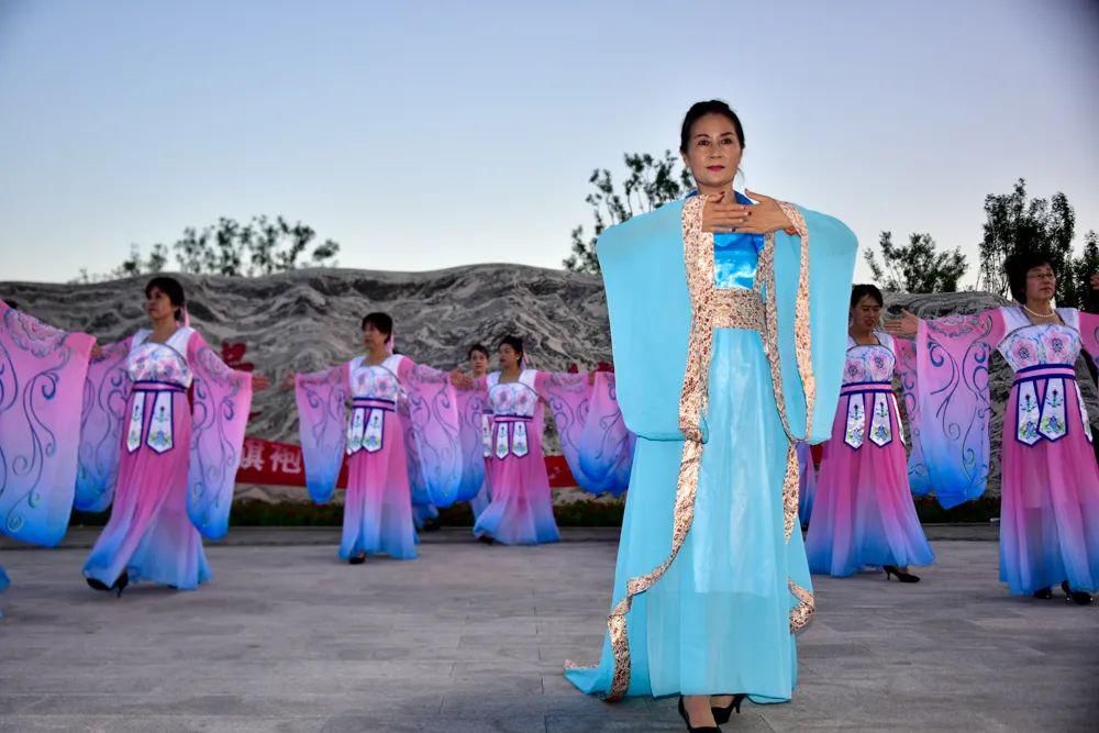  越来越|忻州：今年夏天最美夜景！遗山公园惊艳亮相！忻州越来越好！