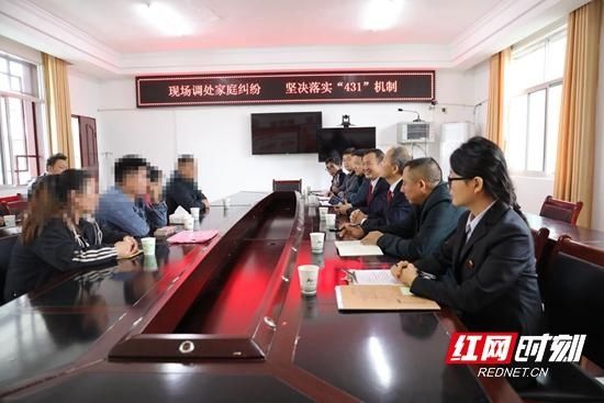 朱某|父子姐弟两次对簿公堂 法院调解弥合亲情化两案