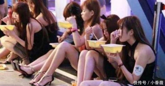 影视拍摄|横店20万临时演员现状:光棍的世界,懒汉的天堂,疯子的乐园