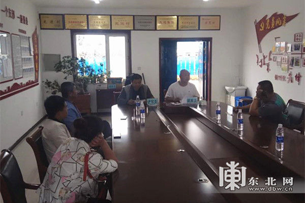 驻村|24小时化解纠纷 法院驻村调解就是快