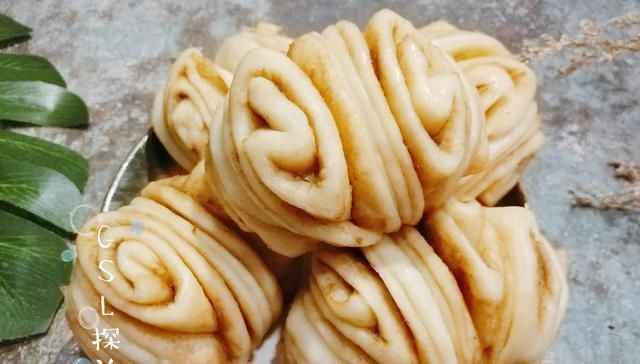 筋道|馒头吃腻了,试试这个面食,筋道咸香,连吃三个都不够