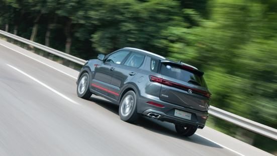 蓝鲸|恬静身躯下的澎湃心脏——长安CS55PLUS蓝鲸版试驾