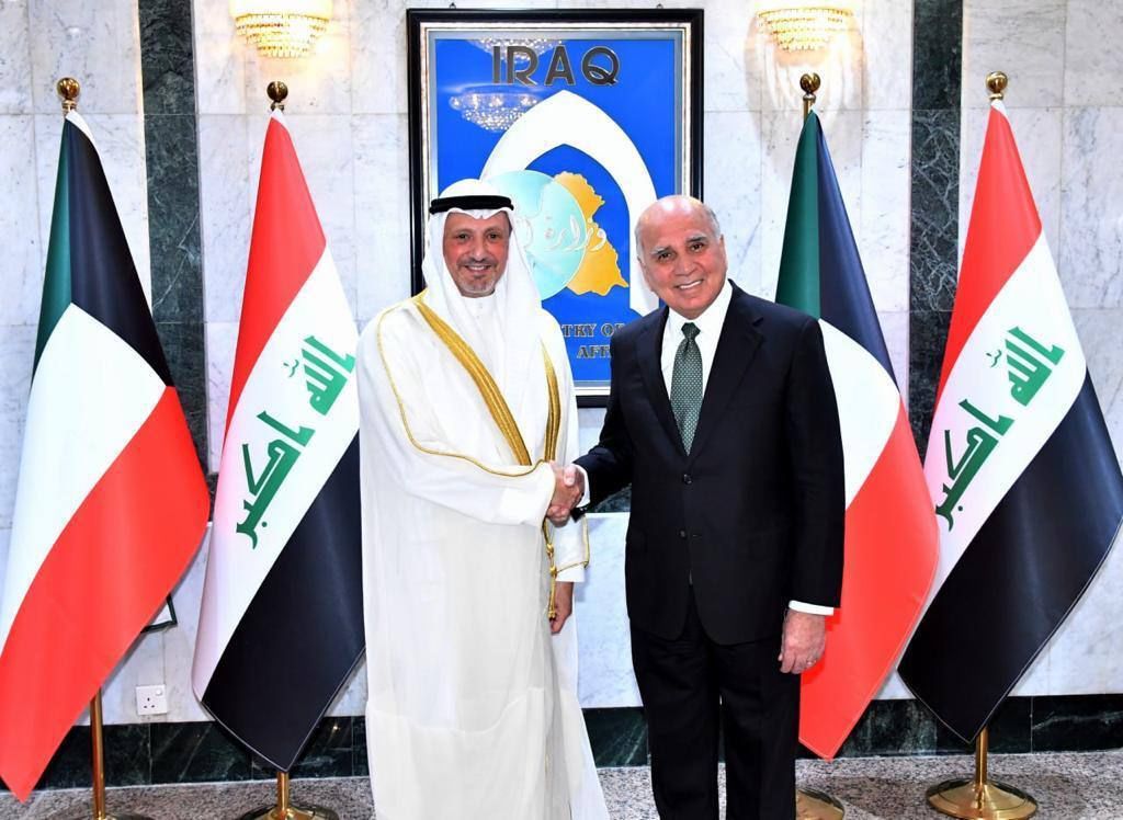 伊拉克副总理兼外交部长与科威特外交大臣举行会谈