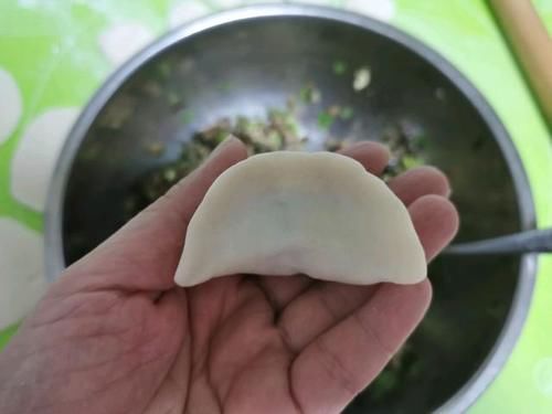  肉馅|入秋后就用它包饺子，给肉都不换，老公一顿能吃30个，太美味了