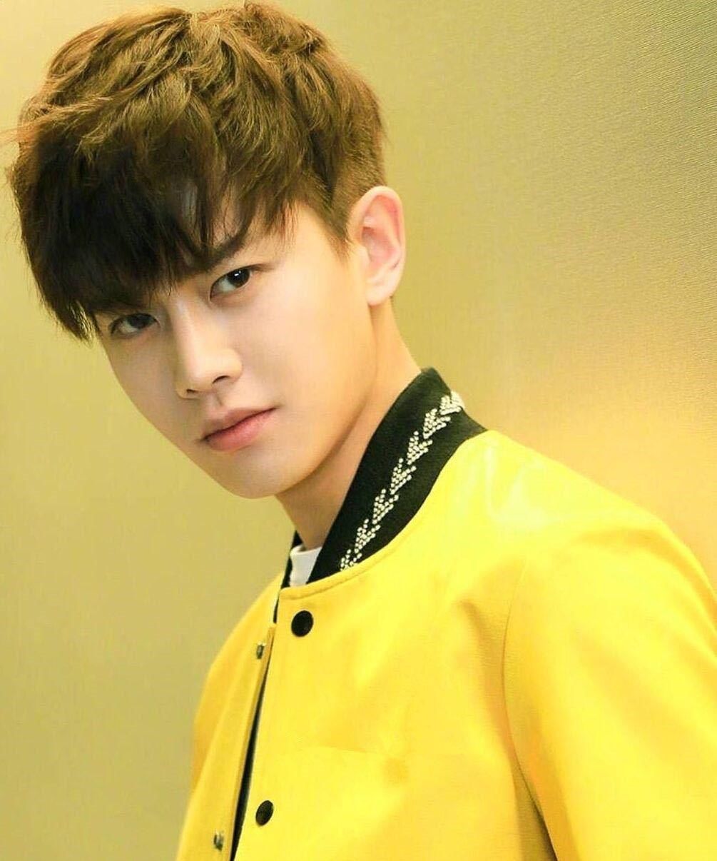  无聊|《向往的生活》越来越追不下去，硬塞一群人尬聊，强行煽情好无聊