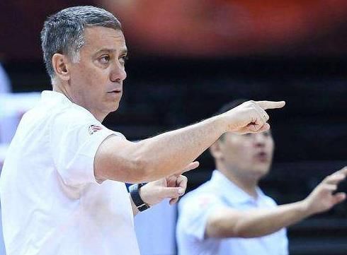 球队来说|CBA迎来天价教练费?土豪球队的常规操作,或超过马布里