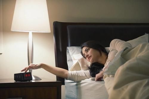 爆通讯录|掌握网贷平台催收规则才能避免被暴力催收