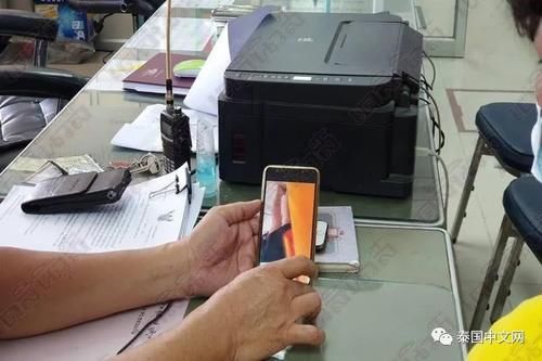 高僧|寺庙高僧用这样的套路偷拍女生裙底，被抓后辩解称是为了修炼