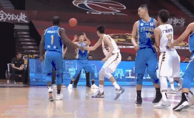  福建|劳森37+17打通福建任督二脉，本土双星58+16，福建爆冷胜广厦