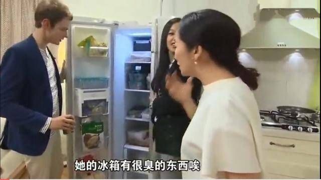  宋茜|鹿晗火锅涮葡萄、宋茜吃鱼眼、郑元畅吃手纸，明星们的菜单好奇怪