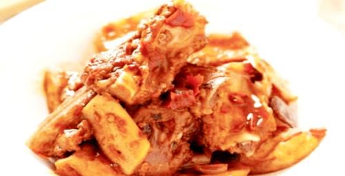 烹饪|蚝油豆腐、臭豆腐烧排骨、脆熘豆腐,三道豆腐菜营养味美,如何烹饪豆腐菜?