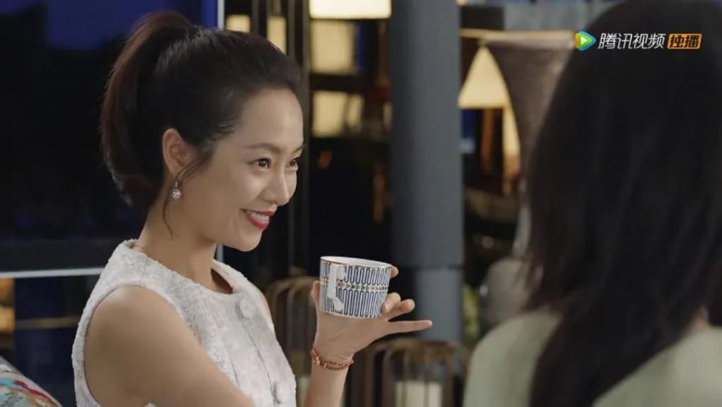  真实|8W酒店套房、百万爱马仕，《三十而已》贵妇圈就是真实的富人缩影！