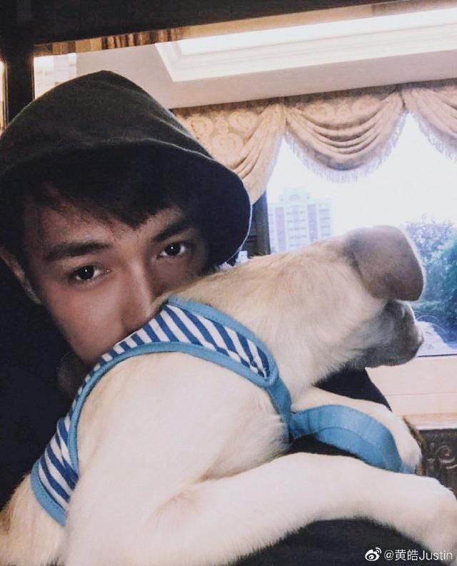  表演|16岁男友学表演学舞蹈练钢琴累吐血,连换男友萧亚轩恋爱还是养儿