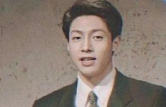  天团|央视主持天团年轻时什么样？康辉撒贝宁嫩成小鲜肉，董卿美到犯规